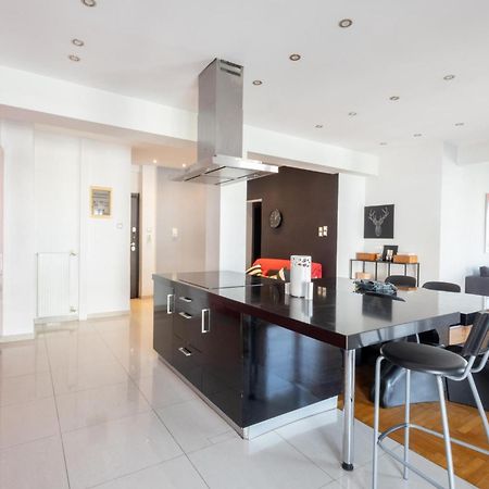 A Luxury & Comfortable Apt In Афины Экстерьер фото